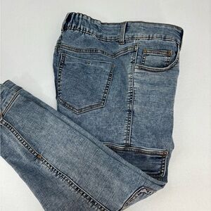 Love Trends Cargo Jeans Light Wash Zip Fly Women’s Size 9